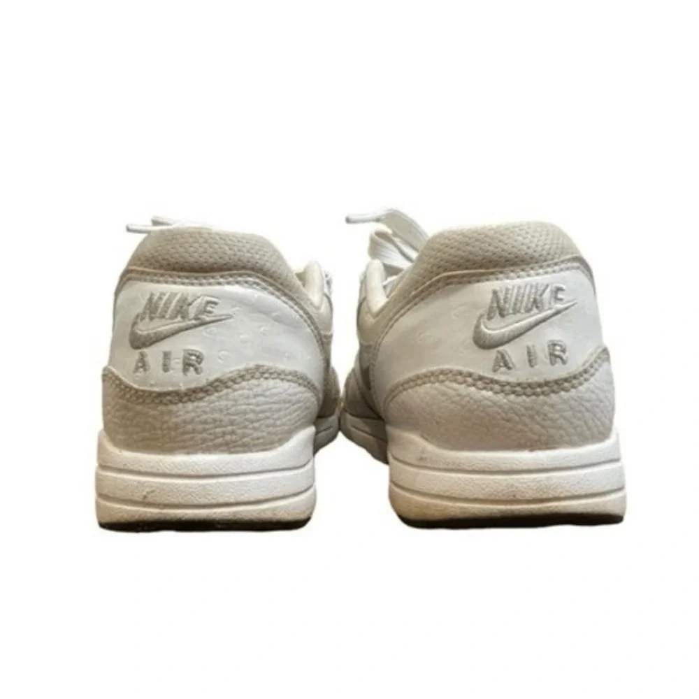 Nike Air Max 1 Ultra Essentials‎ White Running Shoes Gray White 7
